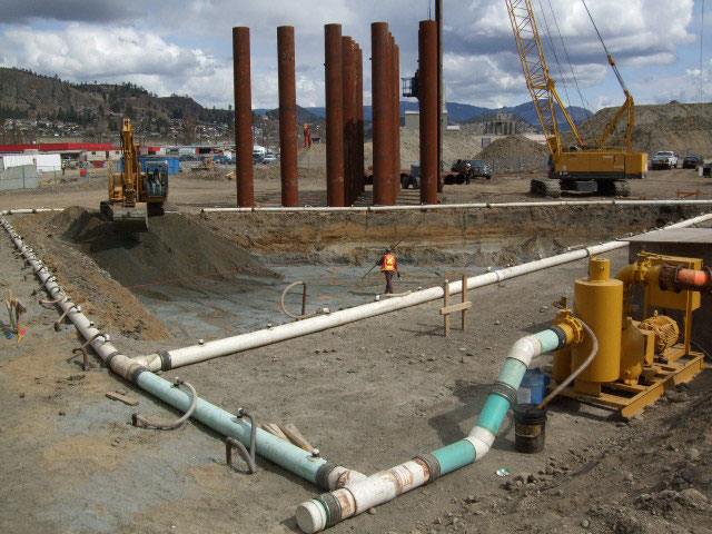 construction dewatering beside deep pilings