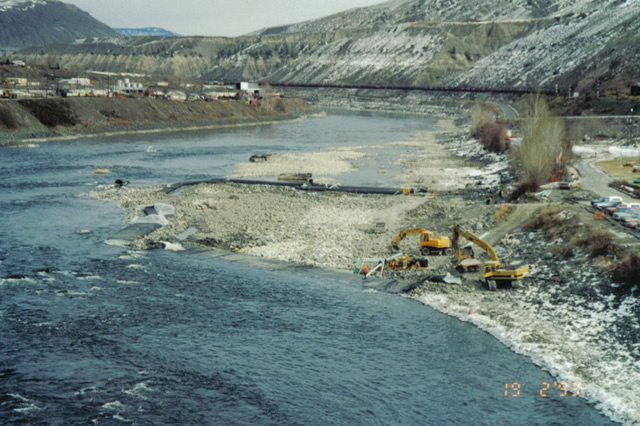 pumping system on thompson river